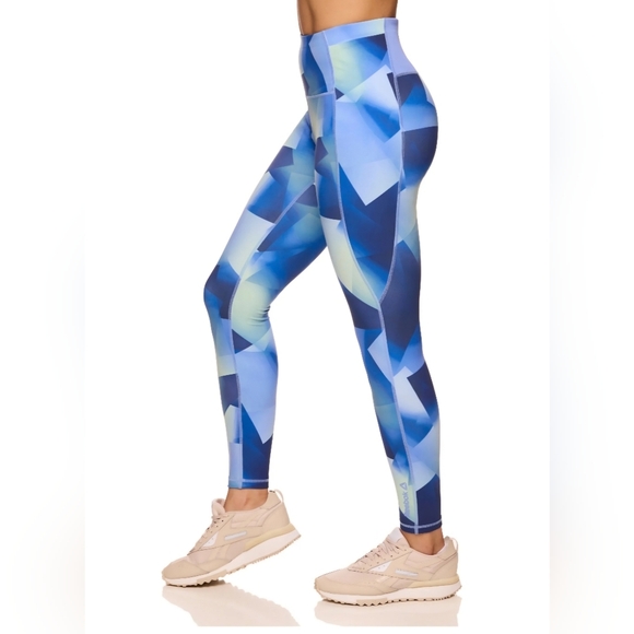 2 Reebok Women's Printed High Rise 7/8 Leggings With Side Pockets. - Picture 6 of 15